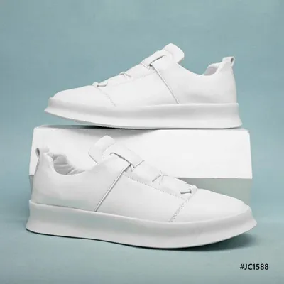 Korean Style Wolf Men's Casual Sneakers